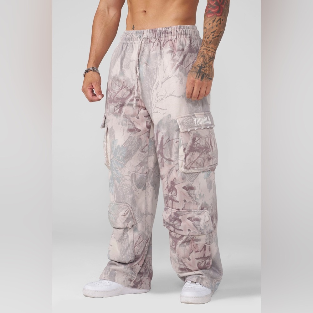 Youngla Heritage Camo Cargo Pants Large